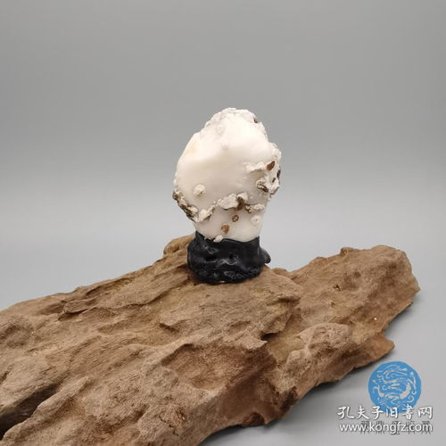天然靈璧白靈玉 自然玉化原石精品小擺件，觀賞收藏陶冶情操